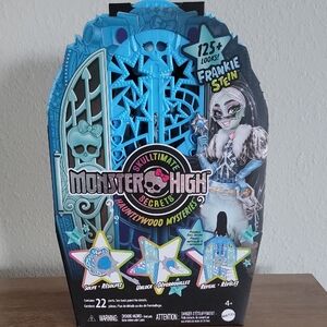 Monster High Skulltimate Secrets Frankie Stein Blue and Black